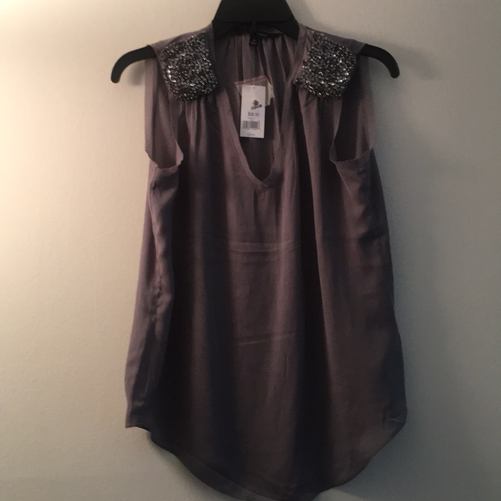 NWT Banana Republic ,XS grey top with shldr beads